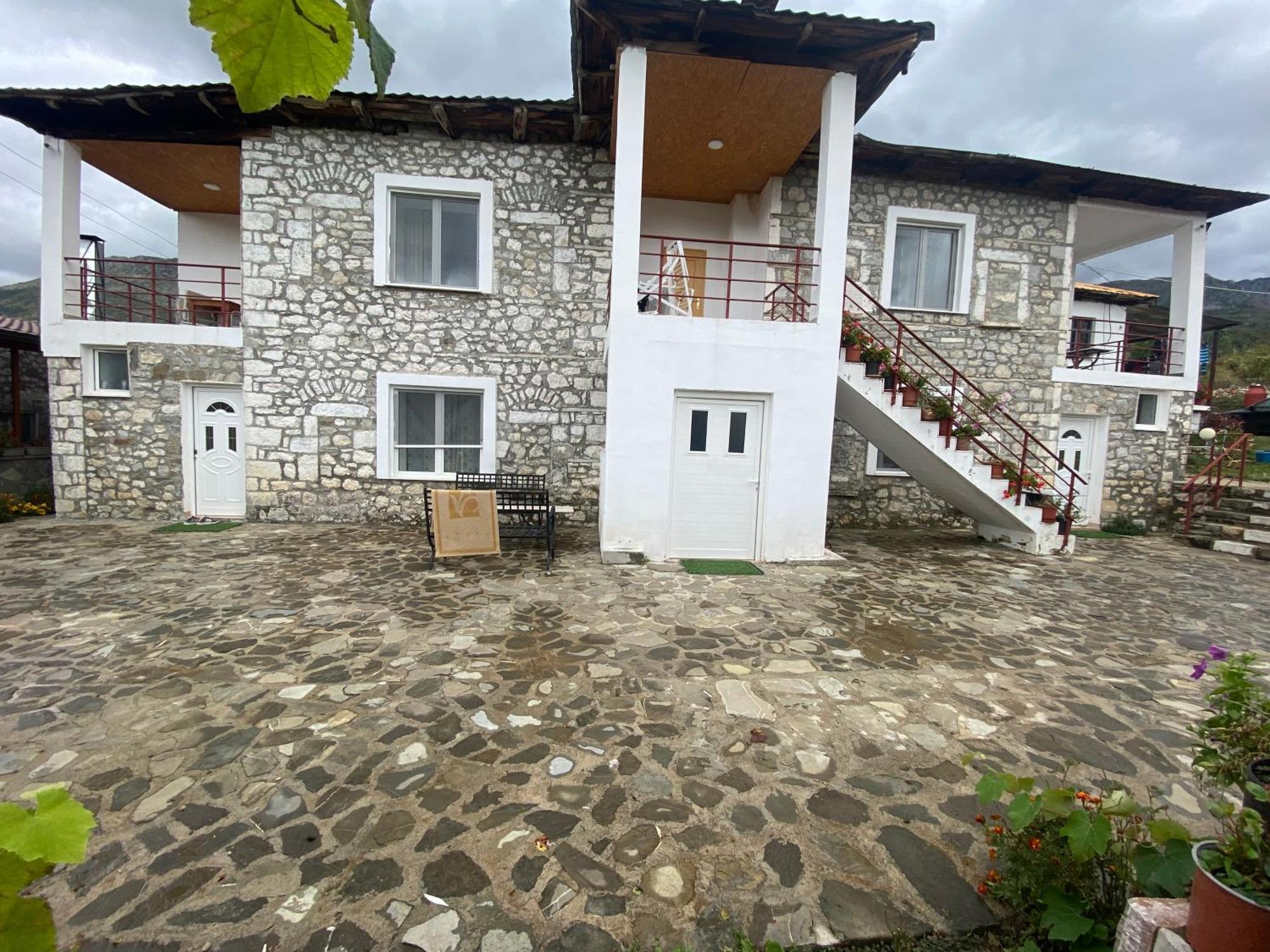 Vila Disha Vila Tirana Exterior foto